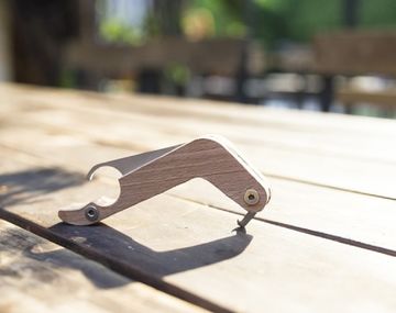 Un abridor de cerveza que le avisará a tus amigos cuando vayas a tomar