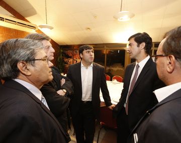 Urtubey cierra filas con el bloque Justicialista para la renovación del PJ