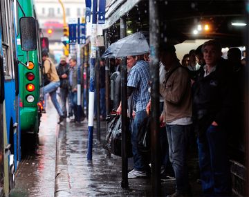 Las lluvias persistirán todo el día en Capital y el Conurbano