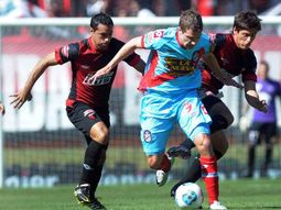 arsenal derroto a colon y es escolta en el campeonato arsenal derroto a colon y es escolta en el campeonato