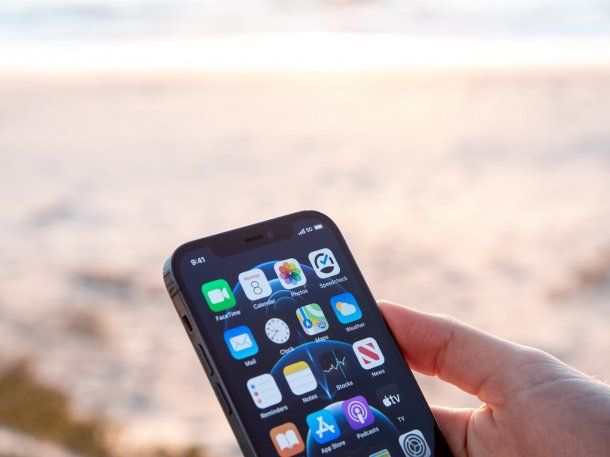 Prohíben la venta de iPhones e iPads con 5G en Colombia