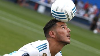 Theo no mostró precisamente un buen dominio del balón Theo no mostró precisamente un buen dominio del balón