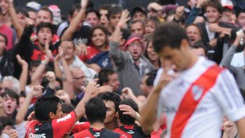 newells se quedo con un gran triunfo ante river en rosario newells se quedo con un gran triunfo ante river en rosario