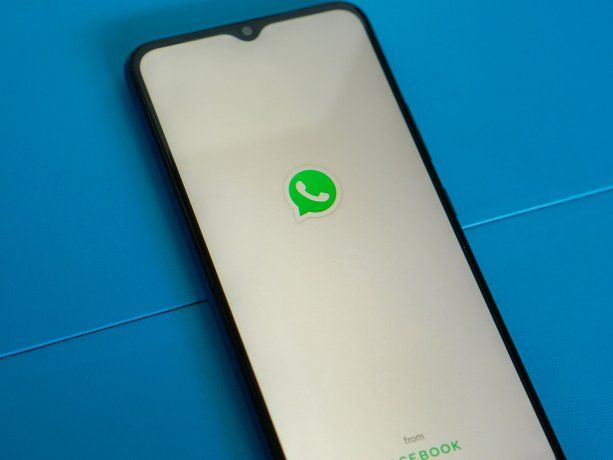 WhatsApp confirma 4 funciones nuevas: incluye reacciones con emojis