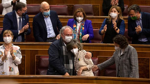 España: en una jornada histórica el Congreso aprueba la primera ley de eutanasia y suicidio asistido