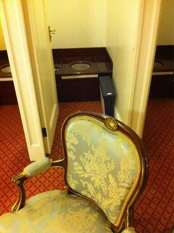 La atleta que mostró el baño de la Reina de Inglaterra