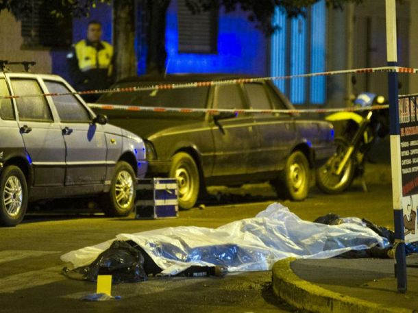 Una mujer policía mató a tiros a su novio y se suicidó