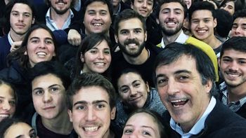 video: si, se puede, asi es el latido del corazon segun esteban bullrich video: si, se puede, asi es el latido del corazon segun esteban bullrich