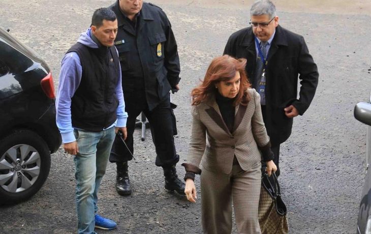 Cristina pidió al Senado que autorice los allanamientos pero puso una condición