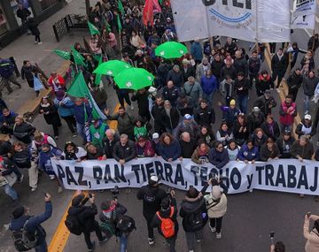 Masiva marcha por San Cayetano: No podemos resignarnos a ver cómo crece la desigualdad
