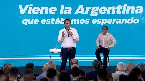Sergio Massa en Santa Fe: No me voy a caer; ya lo intentaron de varias maneras