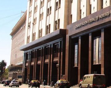 Operadores aseguran que la AFIP no exige datos de los pasajeros