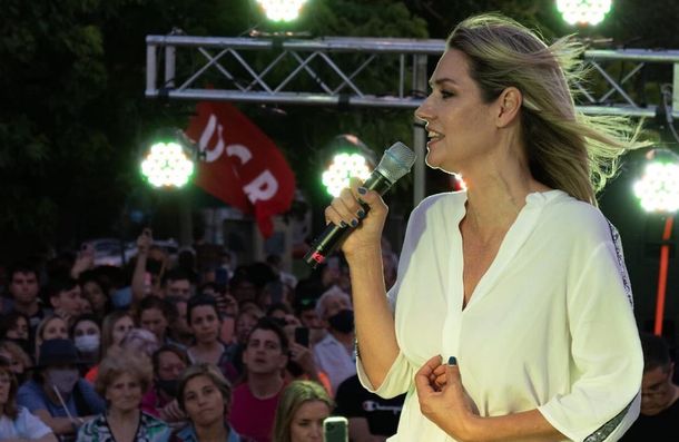Elecciones en Santa Fe: Carolina Losada reconoció su derrota en las PASO ante Pullaro