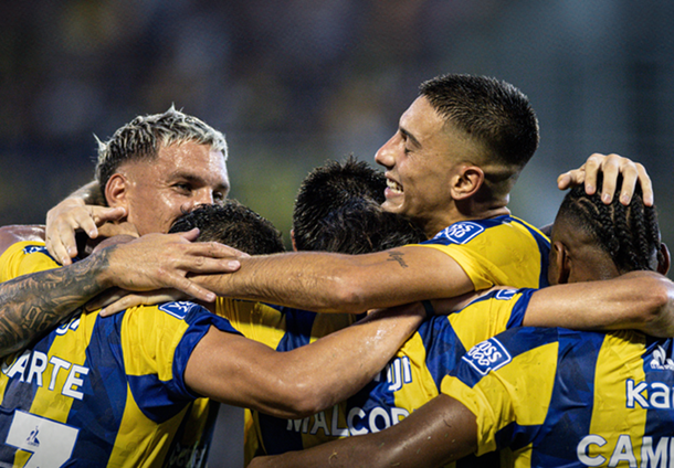 Rosario Central venció a Atlético Tucumán y mantiene el invicto en el Torneo Apertura