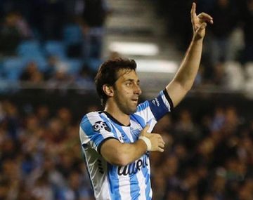 Las últimas palabras de Milito en Racing: Me retiré con la camiseta que amo
