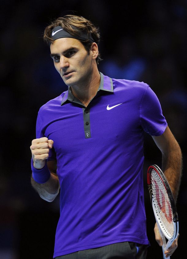 Roger Federer tuvo un debut arrollador ante Tipsarevic