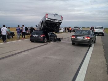 Espectacular choque en la autopista Córdoba-Rosario: se salvaron de milagro