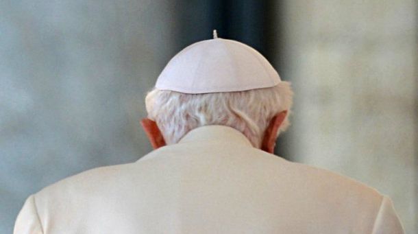 Benedicto XVI no se arrepiente y agradece a Dios por haber renunciado