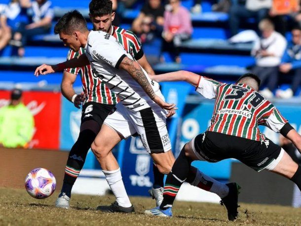 Fútbol libre por celular: cómo ver en vivo Newells vs Vélez