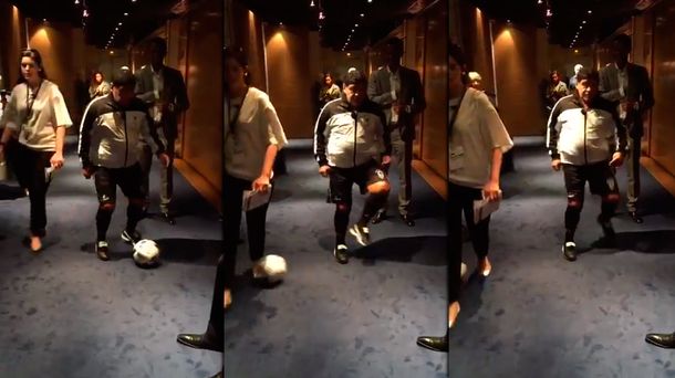 El caño de Diego Maradona en París