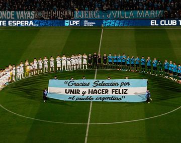 Así homenajearon los clubes de Primera a la Selección Argentina.