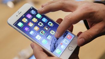 caen los ingresos de apple un 27% por la caida en las ventas del iphone caen los ingresos de apple un 27% por la caida en las ventas del iphone