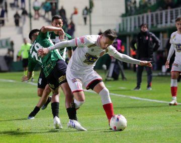 Cómo ver en vivo Banfield vs Barracas Central por la Liga Profesional