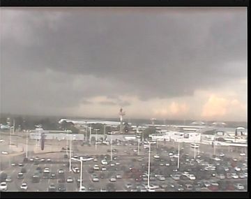 Lanzan alerta por tormentas y caída de granizo en la Ciudad