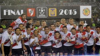 Muchos hinchas de River todavía extrañan la zurda de Piscu Muchos hinchas de River todavía extrañan la zurda de Piscu