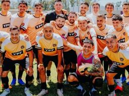 El equipo de Mauro Zárate y Brian Fernández se consagró campeón de la Copa Potrero