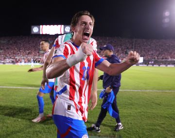 Paraguay venció 2-0 a Uruguay y sueña con el Mundial 2026
