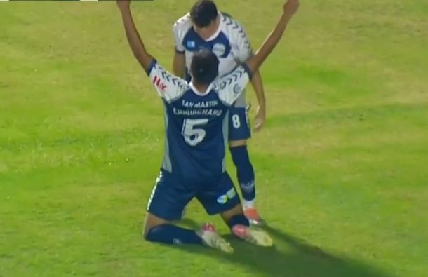 Blooper de Gabriel Arias para el gol más rápido de la Copa Argentina