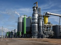 El Ministerio de Ambiente podría sancionar a la empresa finlandesa UPM por un derrame de soda cáustica en el arroyo Sauce. El Ministerio de Ambiente podría sancionar a la empresa finlandesa UPM por un derrame de soda cáustica en el arroyo Sauce.