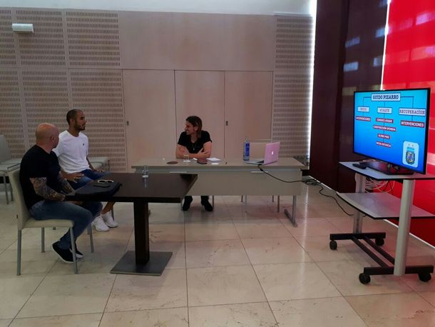 Sampaoli sigue tomando lista: ahora se reunió con Mercado y Pizarro