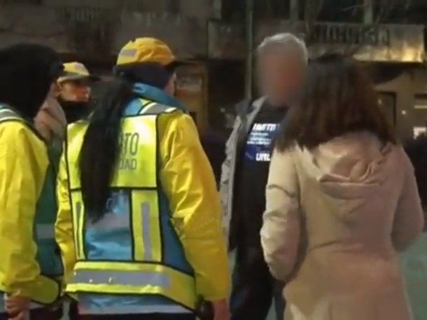 Video: dio positivo de alcoholemia, le retuvieron el auto y su mujer lo retó