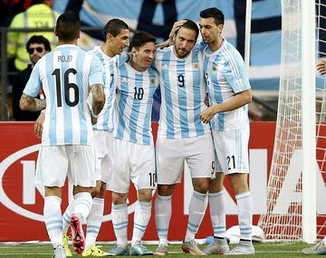 Argentina le ganó con gusto a poco a Jamaica y quedó primera