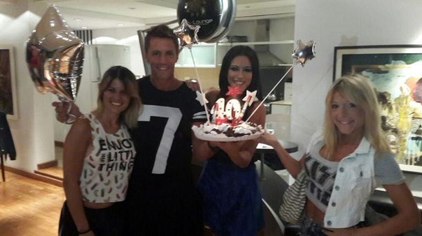 Celeste Muriega sorprendió a su novio en el día de su cumpleaños