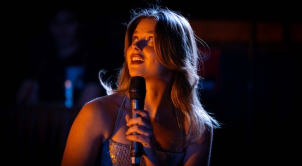 Nicole Wallace en el estreno de Culpa Tuya. Foto: (Prime Video)