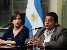 el foco del gobierno esta puesto en cuidar los precios de la canasta basica el foco del gobierno esta puesto en cuidar los precios de la canasta basica