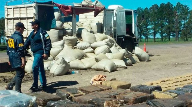 Incautaron 10 toneladas de marihuana - Crédito: www.elonce.com