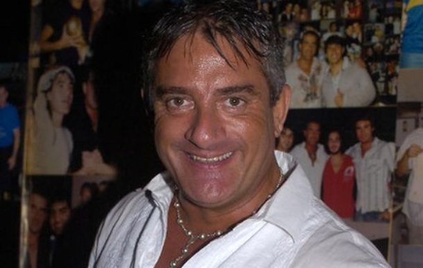 Omar Suárez subasta todos los objetos que tenía de Maradona