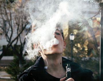 Un hombre es el primer internado en Argentina por el uso del cigarrillo electrónico