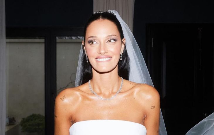 Cuánto costó el delicado vestido de novia que usó Oriana