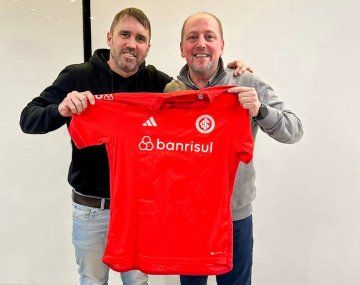 Inter de Porto Alegre oficializó a Coudet: será rival de River en la Copa