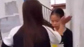 filman a una adolescente aguantando tres horas de bullying filman a una adolescente aguantando tres horas de bullying