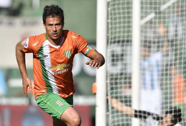 Un Racing lleno de suplentes perdió con Banfield