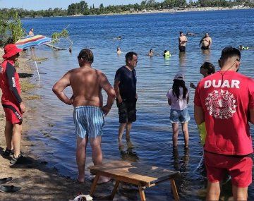 Córdoba: una adolescente murió ahogada en el lago Piedras Moras
