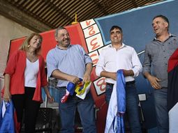 El senador Mario Bergara criticó la postura del Frente Amplio sobre una amplia discusión en materia de seguridad en Uruguay. El senador Mario Bergara criticó la postura del Frente Amplio sobre una amplia discusión en materia de seguridad en Uruguay.