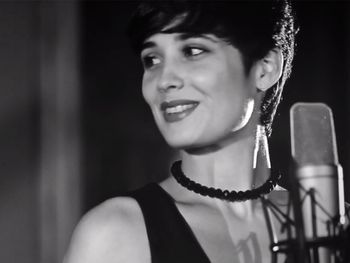 Escuchá a Flor Torrente, la hija de Araceli, que se lanzó como cantante