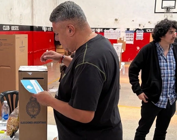 Tapia votó en Caballito: Siempre con convicción y pensando en el pueblo